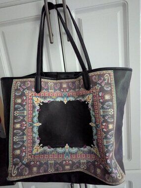 Inzi Tote